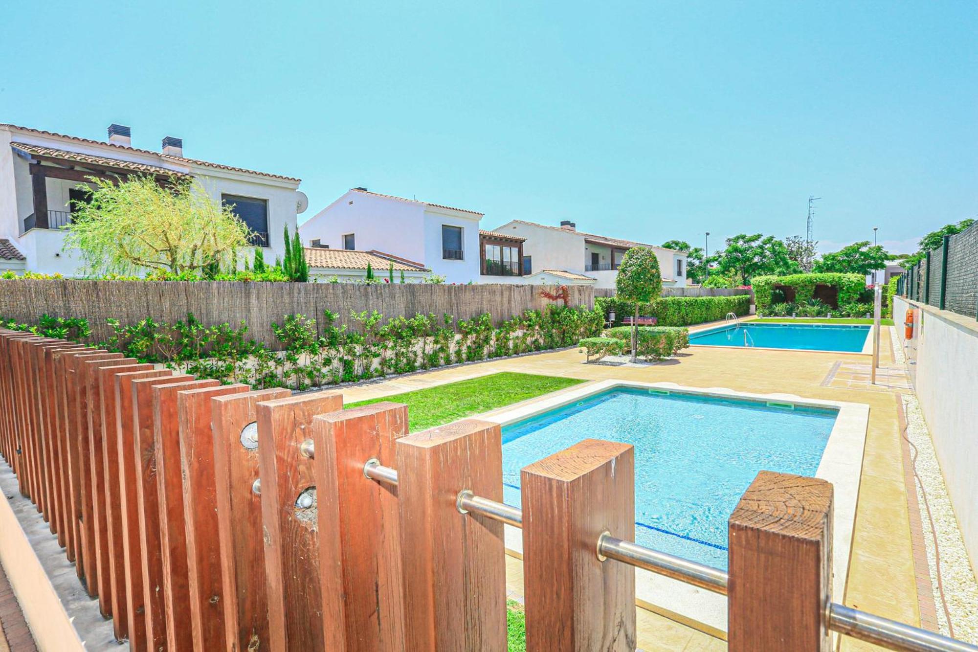 Passeig Del Mar - Only Families Villa Cambrils Exterior photo
